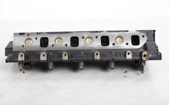Nouveau assemblage de la tête de cylindre Isuzu 4HK1 Moteur diesel Pièces détachées Pièces de machines de construction