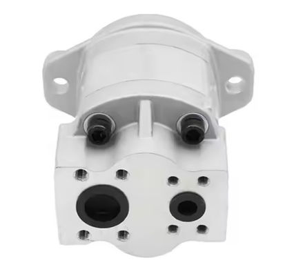 D65 D70 D70LE-12 pompe à engrenages d'huile 705-11-33530 pompe à pilote unique hydraulique 705-11-33210 pompe de charge 705-11-33100