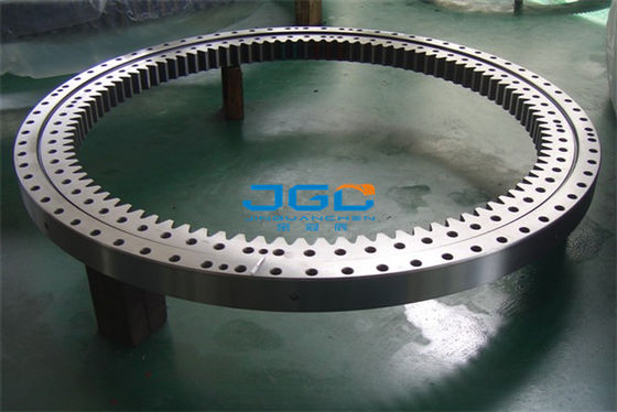 Anneau YN40F00026 de rouleau de croix de Slew Bearing Swing d'excavatrice de Kobelco Sk200 Sk210