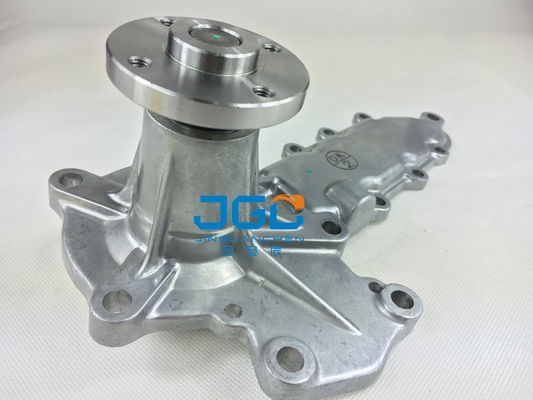 Pompe à eau diesel d'Engine Parts V2203 d'excavatrice 1G730-73032 1A051-73032